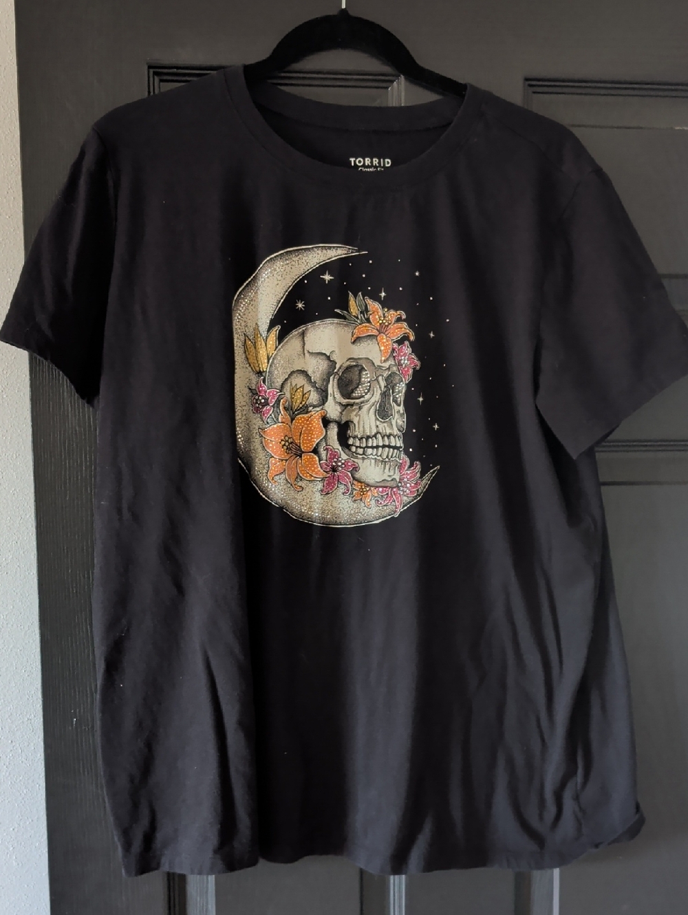 torrid Black Tee with Moon Skull and Orange Floral Accents
